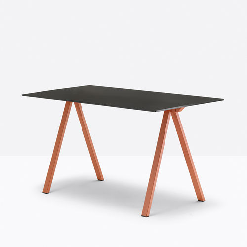 落地办公桌 - arki-desk ark7 - PEDRALI - 现代风格 / 层压材料 / 直线型