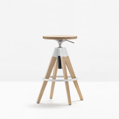 现代风格吧台凳 - ARKI-STOOL ARKW6 - PEDRALI - 橡木桌脚 / 钢座桌脚 / 四脚