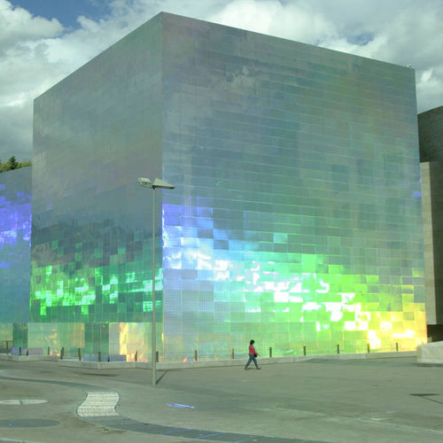 外墙金属屋架 - CUBOS GUGGENHEIM HIRO YAMAGATA - Lanik