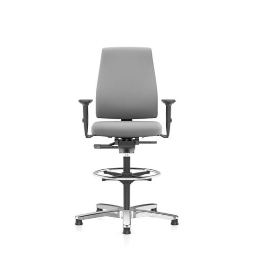 布料工作椅 - GOAL - Interstuhl Büromöbel GmbH & Co. KG - 滑轮 / 带脚凳 / 回转