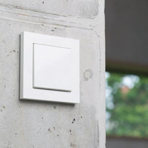 按钮开关 - M-PURE : IN SHAPE AND MATERIAL - Merten GmbH - 暗装 / 正方形