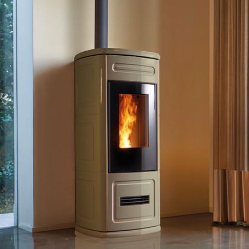 颗粒采暖炉 - P230 C - Piazzetta - 0 - 5 kW / 11 kW / 独立式