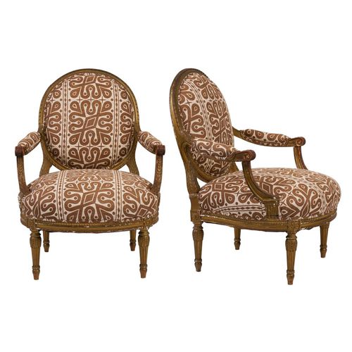 路易十六风格扶手椅 - PAIR OF 19TH C.  - F. SCHUMACHER & CO. - 丝绸 / 胡桃木 / 布艺
