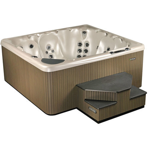 地上水疗浴缸 - 720 - Beachcomber Hot Tubs - 正方形 / 7人座 / 木质