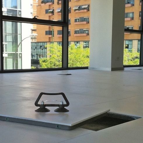 陶土活动地板 - SERIE Z - ACCESS FLOOR POLYGROUP - 钢 / 电镀钢 / 水泥