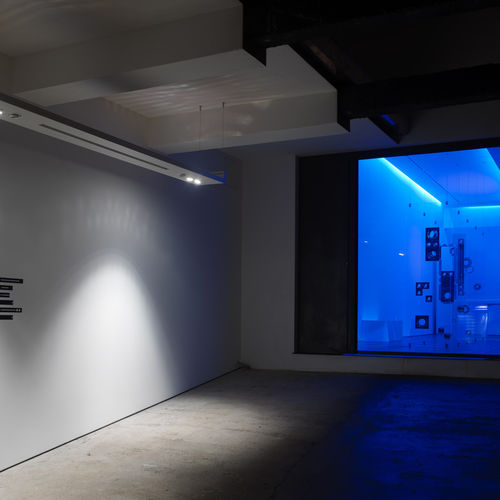 金属瓷砖 - PL01 INVISIBLE - Planium - 金属光泽 / 个性化 / 室内