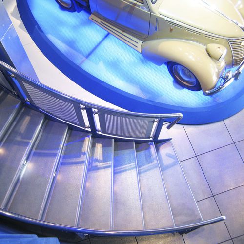 金属踏步板 - STAIRCASE COATING - Planium - 高耐拉力