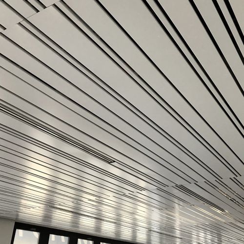铝制吊顶 - S MULTILINE - Atena spa - 钢 / 条形 / 室内