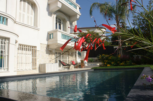 无边式游泳池 - PISCINE A DEBORDEMENT NICE 06 - PISCINES CARRE BLEU - 定制 / 户外 / 半地下