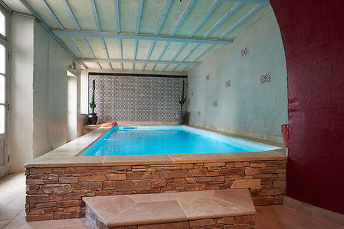 室内游泳池 - PISCINE INTERIEURE LE MANS - PISCINES CARRE BLEU - 地上 / 混凝土 / 石材