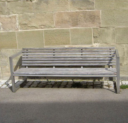 现代风格公共长椅 - QUADRATONE 2 - LECCOR Leuchten GmbH - 木质 / 不锈钢 / 带椅背