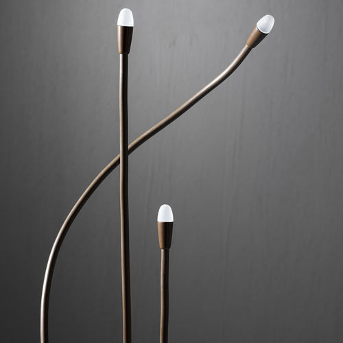 花园灯柱 - BLUM - LINEA LIGHT GROUP - 现代风格 / 硅胶 / LED式