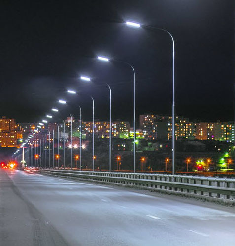 市政路灯 - CORONA STREET EVO - LENA LIGHTING - 现代风格 / 铝铸铁 / 玻璃
