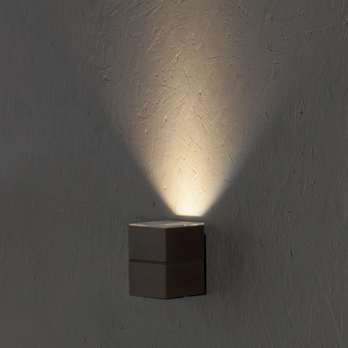 现代风格壁灯 - CU-BOX - Antonangeli Illuminazione . - 户外 / 铝制 / 立方体