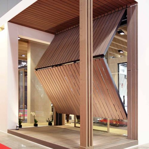 金属建筑遮阳板 - KNEE TYPE OPENING - CARMINATI SERRAMENTI. - 木质 / 用于外墙 / 卧式