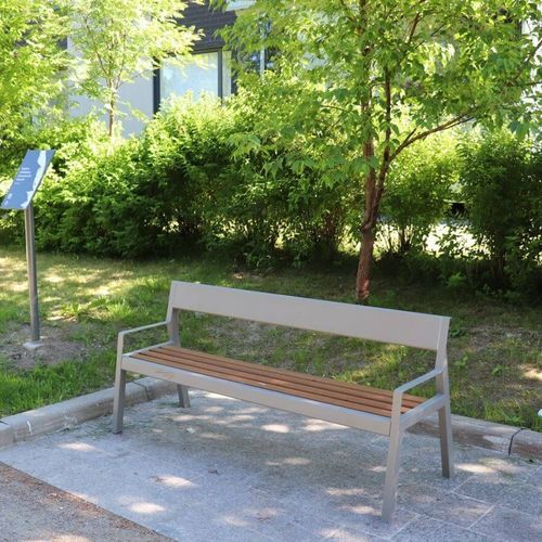 现代风格公共长椅 - CASTEO SENIOR WPC - CITY DESIGN - WPC / 电镀钢 / 带椅背