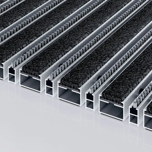 商用入口地垫 - 517 P MAXIMUS B  - emco Bautechnik GmbH - 聚酰胺 / 铝制 / 防滑