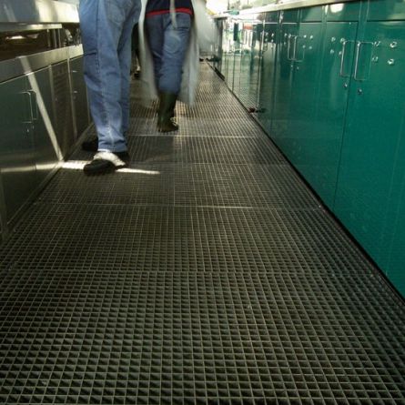 电镀钢格子板 - SELF-COLOUR - GRIDIRON S.P.A. - Unipersonale - 用于行人桥 / 用于工业行人桥 / 防滑