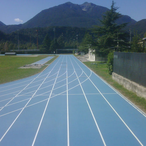 室内运动地板 - MONDOTRACK® FUNCTIONAL - MONDO - 户外 / 橡胶 / 多功能体育馆