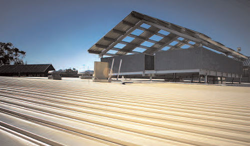 褶皱镀锌钢板屋顶盖板bluescope steel镀锌钢板屋面板屋顶材料