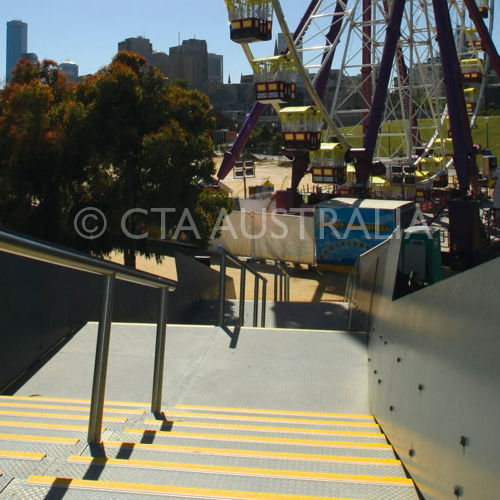 钢楼梯扣条 - PROSTEP CLASSIC - CTA Australia - 防滑