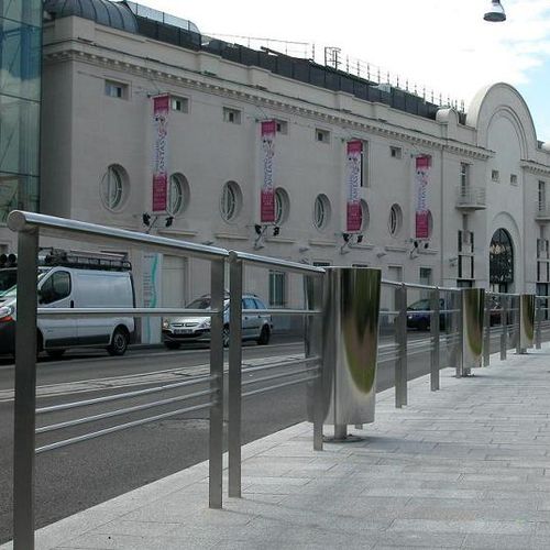 安全护栏 - SIROCCO - FRANCE INOX INDUSTRIE - 固定式 / 不锈钢 / 用于公共空间