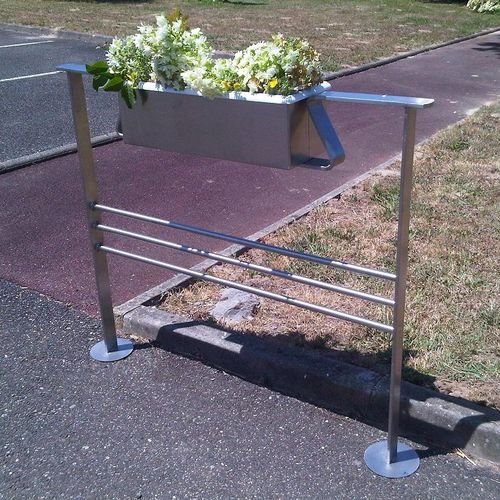 安全护栏 - ALIZÉ - FRANCE INOX INDUSTRIE - 固定式 / 不锈钢 / 用于公共空间