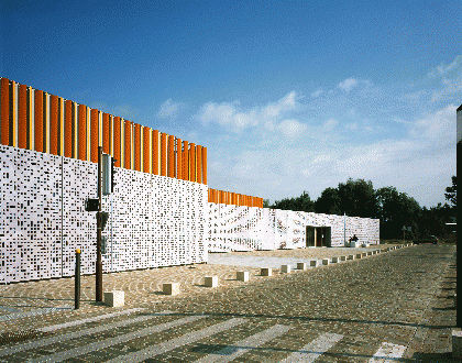 纤维混凝土建筑遮阳板 - Ductal® - BFUP - Betsinor - 用于外墙 / 带孔
