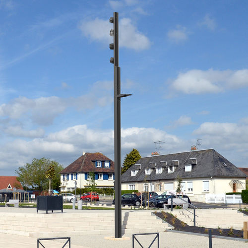 市政路灯 - UBIK - Valmont France - 工业设计风格 / 铝制 / 多头
