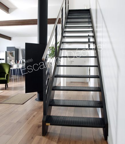 直线型楼梯 - LOFT DT38 ESCA'DROIT®  - ESCALIERS DECORS - 压花金属板台阶 / 钢结构 / 家用