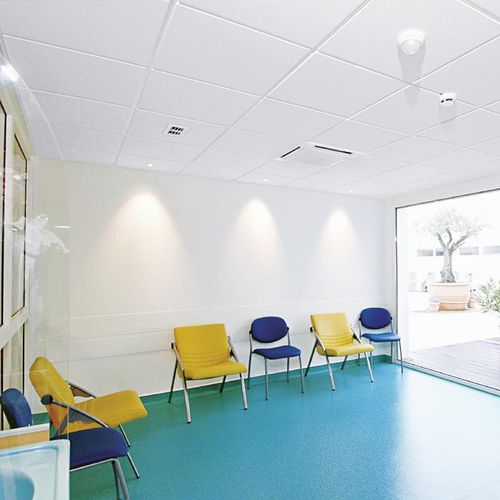 玻璃棉吊顶 - HYGIENE CLINIC™ E - Saint-Gobain Ecophon - 方砖 / 用于无菌室 / 室内