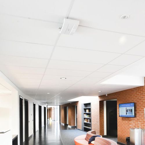 玻璃棉吊顶 - GEDINA™ A - Saint-Gobain Ecophon - 方砖 / 办公室 / 室内