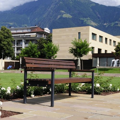 现代风格公共长椅 - QUATTRO - Euroform K. Winkler GmbH - 硬木 / 电镀钢 / 带椅背