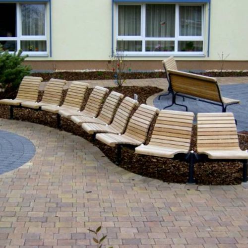 电镀钢联排座椅 - DOMINO - Euroform K. Winkler GmbH - 硬木 / 多座位 / 市政