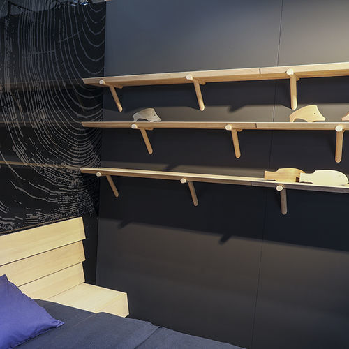 壁挂置物架 - VETVA - JAVORINA - 现代风格 / 栎木 / 胡桃木