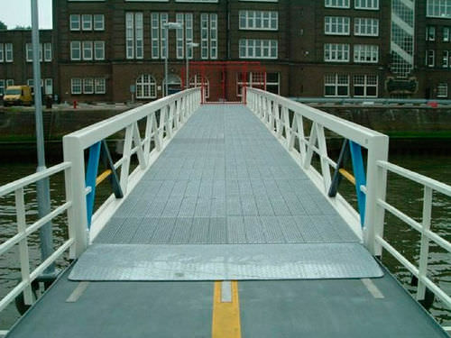 铝制桥 - Janson Bridging - 步行