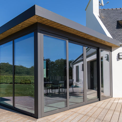 阳台滑动玻璃门