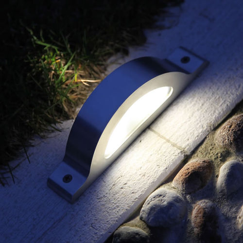 花园灯柱 - AMBRA - led luce dintorni srl - 现代风格 / 铝制 / 亚克力