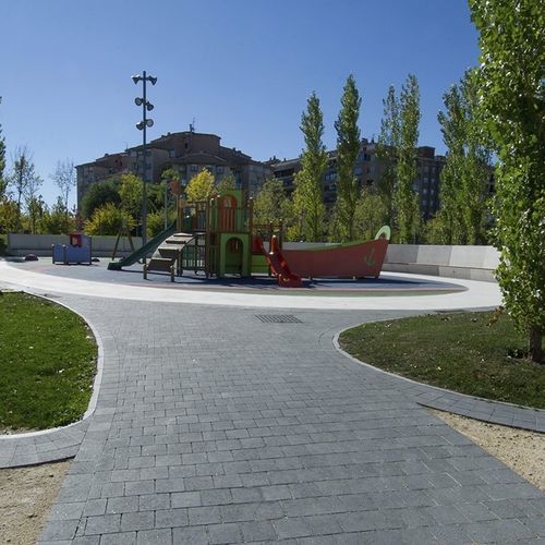 混凝土路面砖 - TERANA® LIGHT - Breinco - 户外 / 露台 / 花园