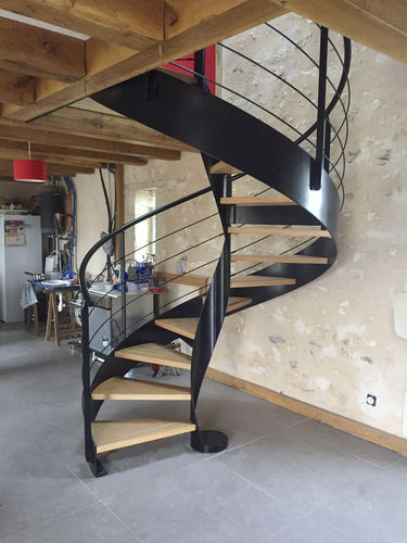 旋转楼梯 / 螺旋 / 环形 / 钢结构