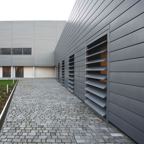 钛建筑遮阳板 - MANUTENCOOP, MESTRE - ZINTEK - 铜 / 锌制 / 用于外墙