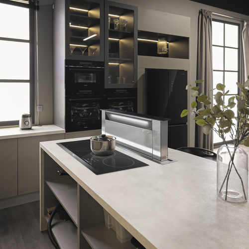 带工作台吸油烟机 - E-320 by Pando - Pando Integral Cooking - 带管道 / AirLink / 极简主义