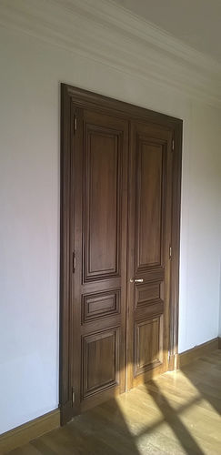 室内门 - HAUSSMANN - ATELIER BERTOLI  Design Production - 栎木 / 实木 / 胡桃木