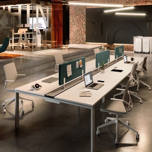开放式办公桌 - SOLOS - ASSMANN BÜROMÖBEL GMBH & CO. KG - 落地 / 独立型 / 现代风格