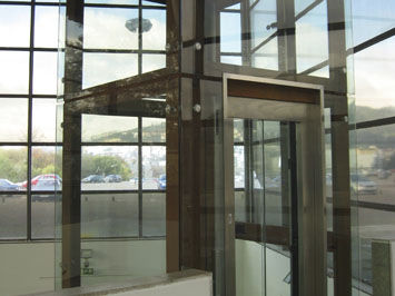 玻璃建筑板 - LAMIDUR® - CRISTAL PONTEVEDRESA - PVC / 混凝土 / 电镀钢