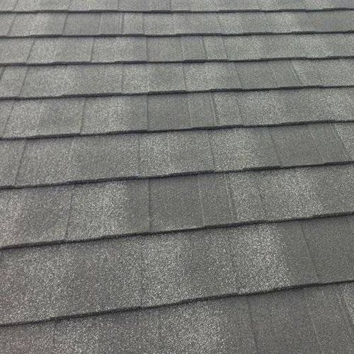 平面式瓦 - METROTILE® SLIDE - AHI ROOFING / IKO METALS FRANCE - 金属 / 小型