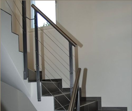 不锈钢护栏 - KELLER TREPPENBAU AG - 线缆 / 室内 / 用于楼梯