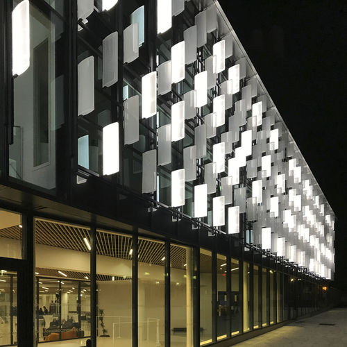 外墙装饰面板 - CENTRE DES CONGRES D'ANGERS - DACRYL® - 背光 / 刚性 / LED