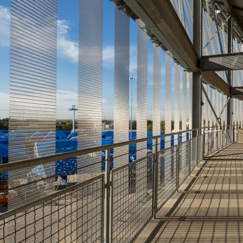 金属丝网建筑遮阳板 - COTTON BOWL STADIUM - Cambridge Architectural Mesh - 不锈钢网眼 / 用于外墙 / 立式