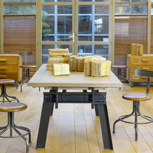 传统风格桌 - ATELIER - Artcopi - 金属 / 金属桌脚 / 长方形